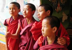 Bhutan: Phật giáo kiến tạo hạnh phúc
